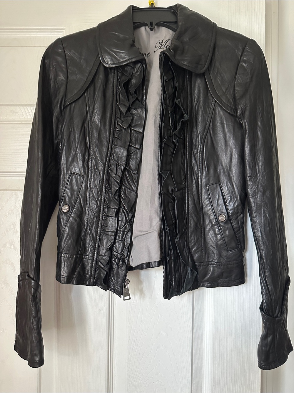 Steve Madden Like New shell 100% Black Leather Ruffle-Front Jacket